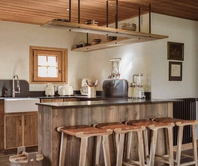 スイート（家族用）, L Alpaga, A Beaumier