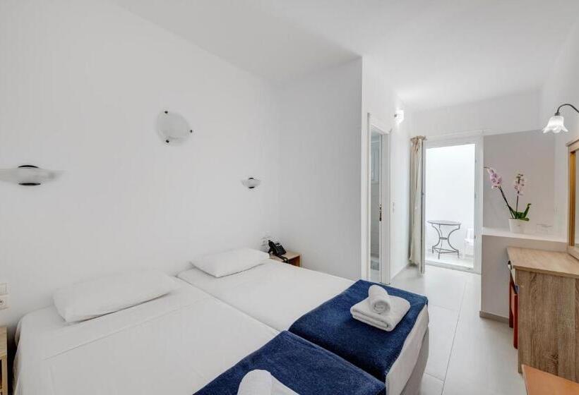 标准间, Maki S Place