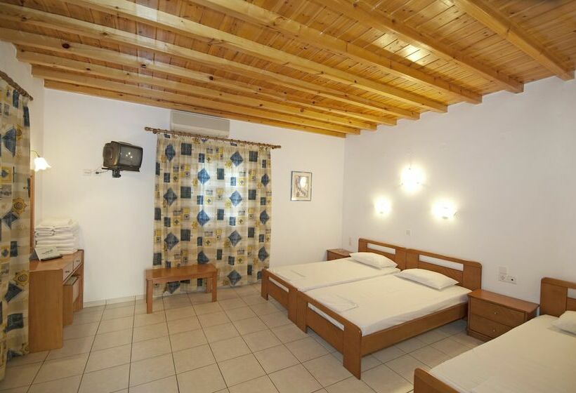 Четырехместный Номер Стандарт, Maki S Place