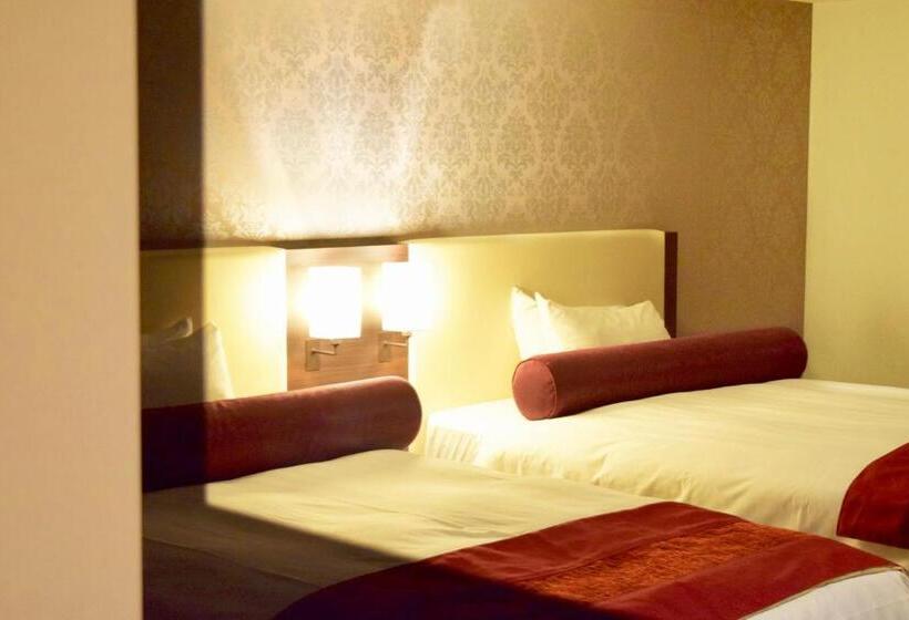 디럭스 4인 룸, Mercure Sapporo