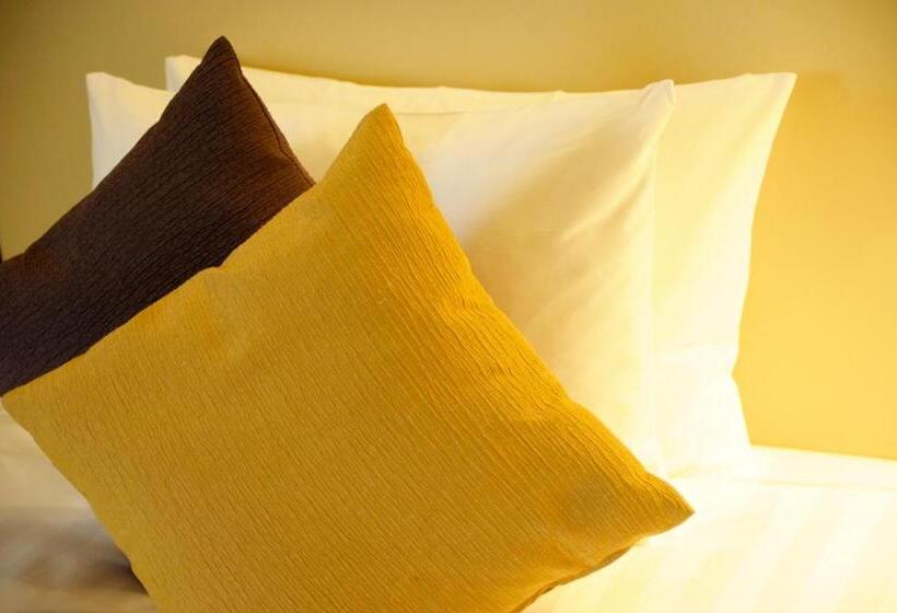 חדר סופריור לשלושה, Mercure Sapporo