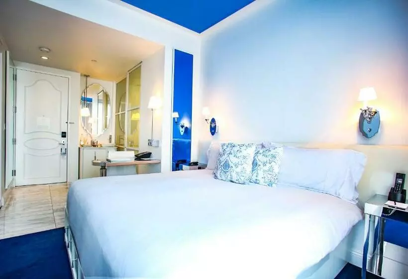 Classic Room