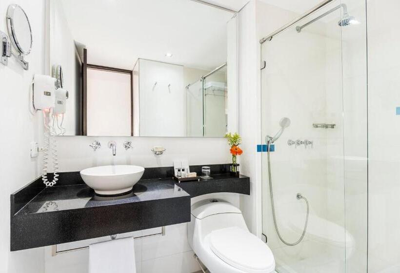 수피리어 룸, One Sixteen