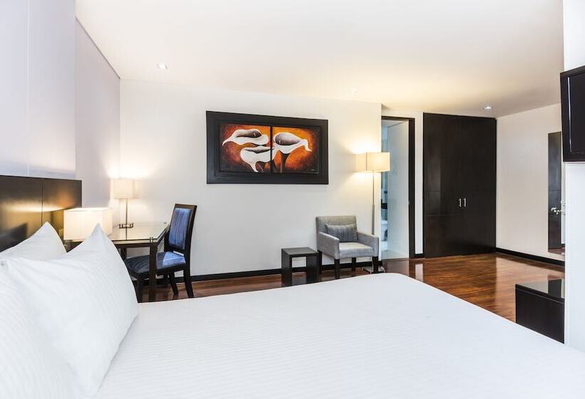 수피리어 룸, One Sixteen