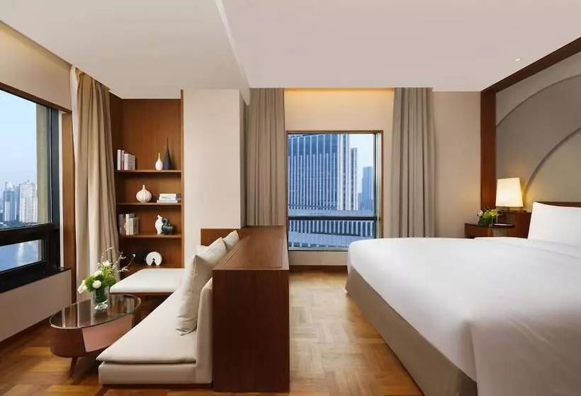 سوئیت با چشم‌انداز رودخانه, Maxx By Steigenberger On The Bund Shanghai
