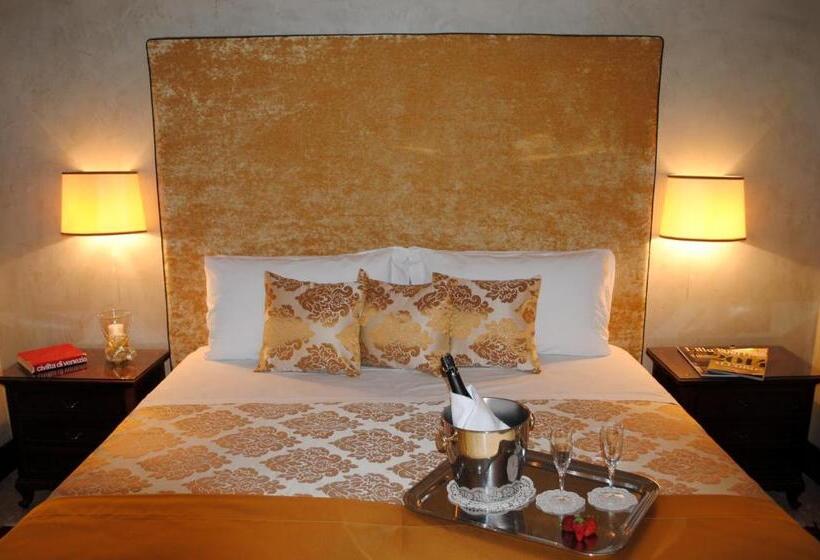 سوییت جونیور, Palazzo Del Giglio