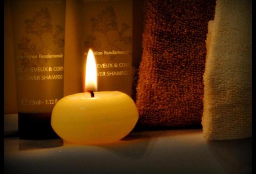 اتاق لوکس, Palazzo Del Giglio