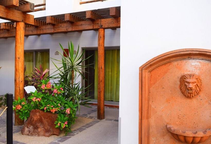 Escritório Estándar, Santa Fe Loreto by Villa Group