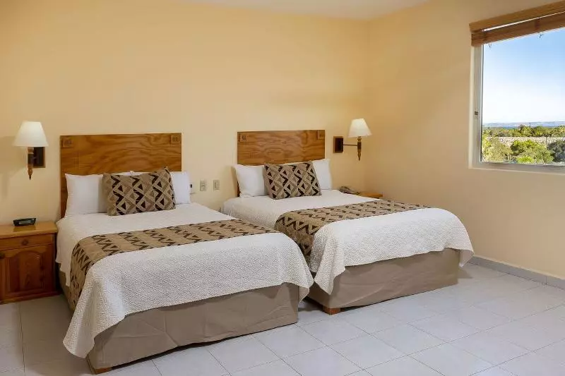 3 Bedroom Suite, Santa Fe Loreto by Villa Group