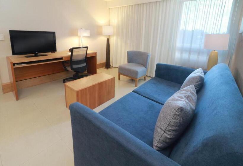 Chambre Deluxe, Staybridge Suites Guadalajara Expo, An Ihg