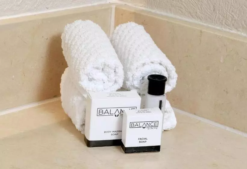 スタンダードスタジオ, Staybridge Suites Guadalajara Expo, An Ihg