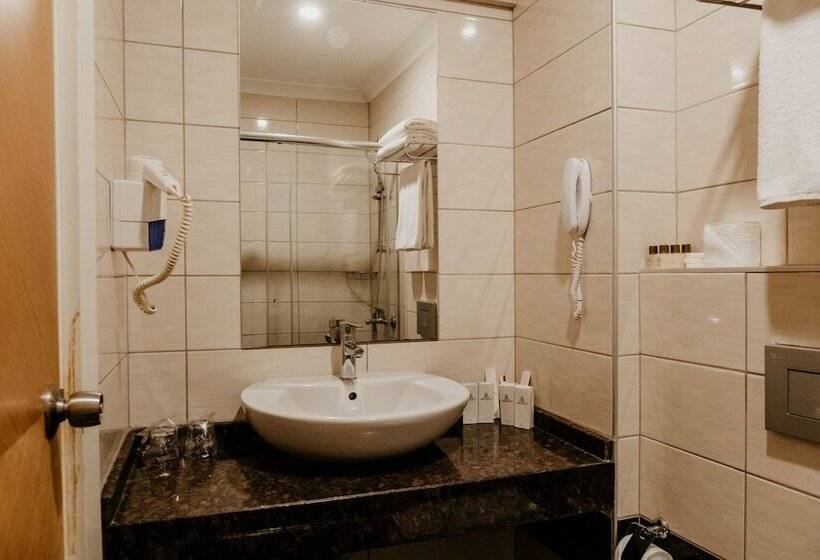 标准三人间, Tac Premier Hotel & Spa