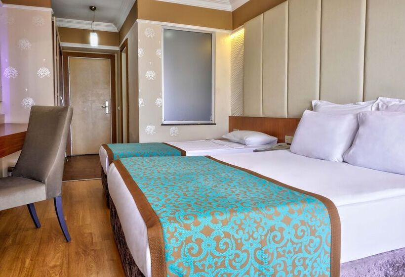 Номер Стандарт Трехместный, Tac Premier Hotel & Spa