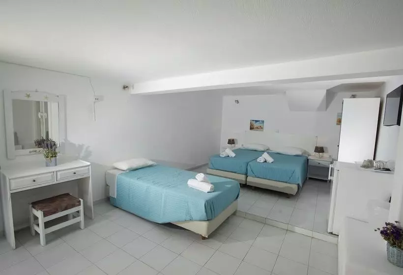 اتاق استاندارد سه تخته با چشم‌انداز باغ, Villa Margarita