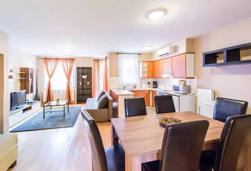 Appartamento 2 Camere da Letto, Nova Apartments