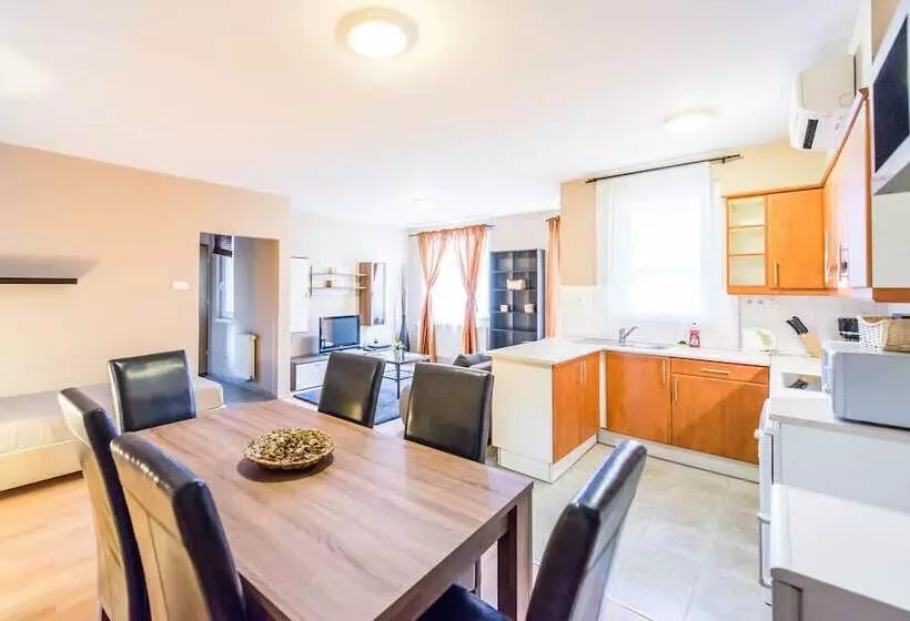 Appartamento 2 Camere da Letto, Nova Apartments