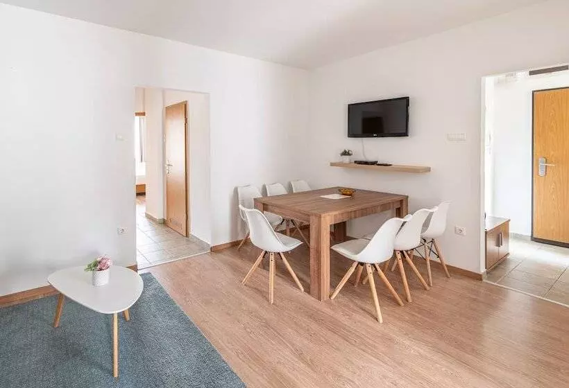 Appartamento 3 Camere da Letto, Nova Apartments