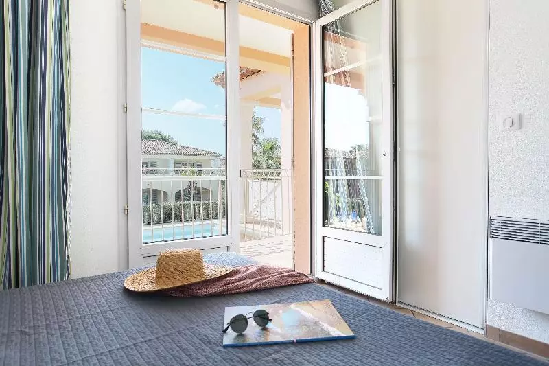 آپارتمان 2 خوابه, Résidence Odalys La Palmeraie