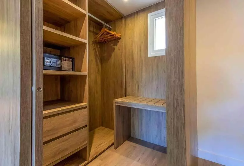 سوییت, Valentin Somni Hotel & Suites