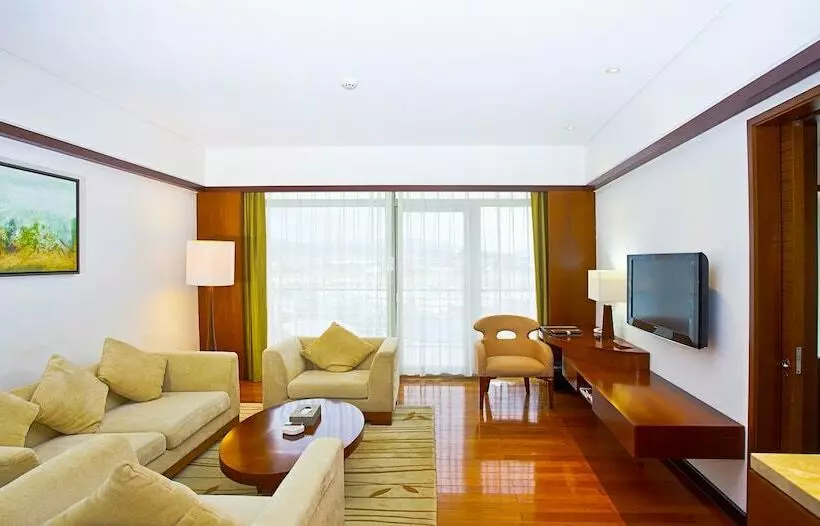 Sviitti Puutarhanäkymä, Grand Soluxe Hotel And Resort Sanya