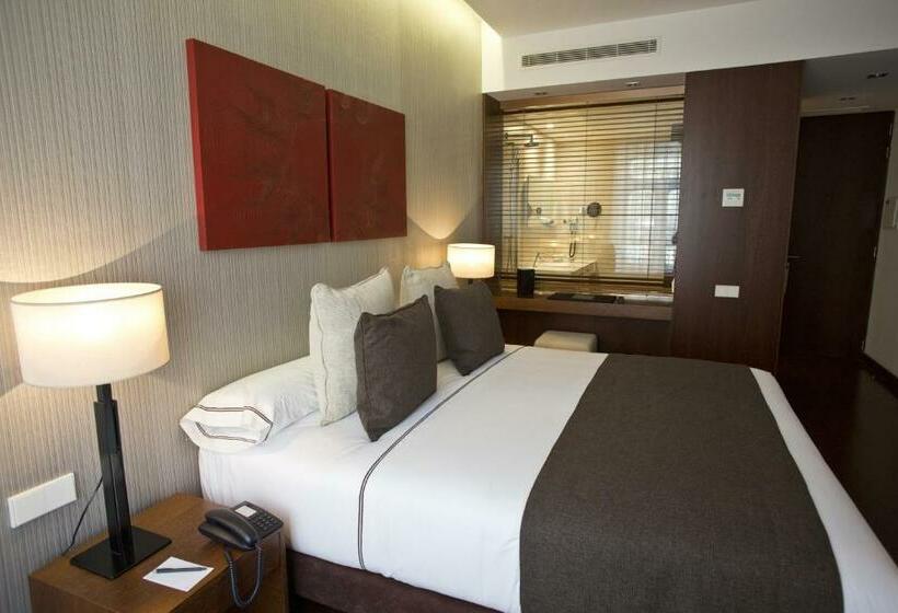 اتاق استاندارد, Carris Porto Ribeira