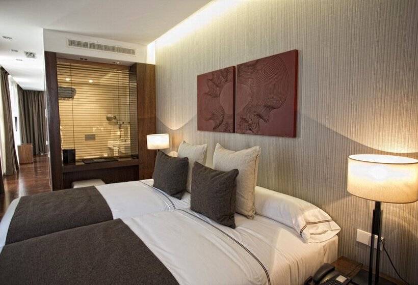 سوییت, Carris Porto Ribeira