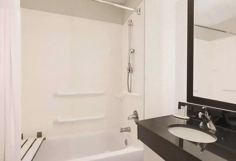 2ダブルベッドのスタンダードルーム, Fairfield Inn & Suites Tampa Fairgrounds/casino