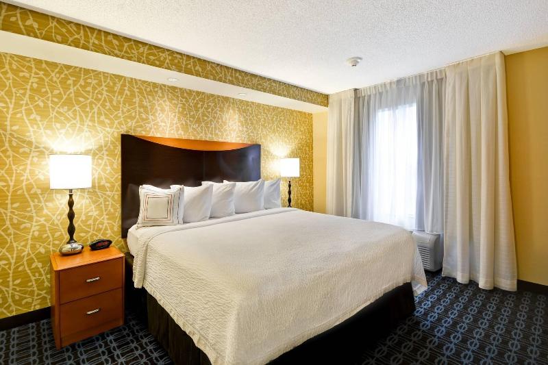 غرفة قياسية سرير كينج, Fairfield Inn & Suites Tampa Fairgrounds/casino