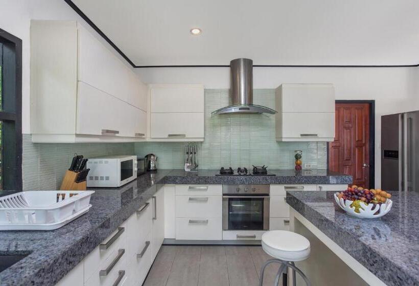 فيلا 3 غرف نوم, Kamala Beach Estate Resort   Sha Extra Plus