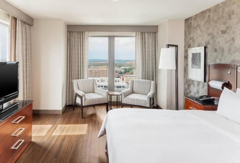 Номер Deluxe Кровать Кинг, Lancaster Marriott At Penn Square