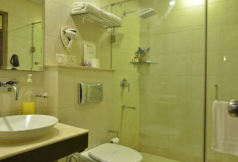 Президентский Люкс, Rockland Hotel, C.r Park