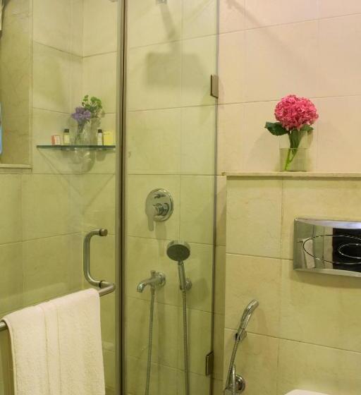 Номер Стандарт, Rockland Hotel, C.r Park