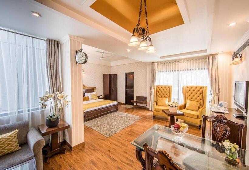 سوییت اجرایی, Rockland Hotel, C.r Park