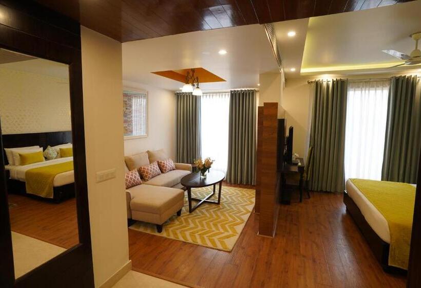 Студио Стандарт Кровать Кинг, Rockland Hotel, C.r Park