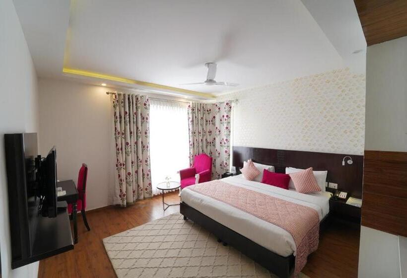 Студио Стандарт Кровать Кинг, Rockland Hotel, C.r Park