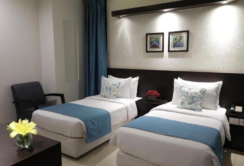 Номер Deluxe, Rockland Hotel, C.r Park