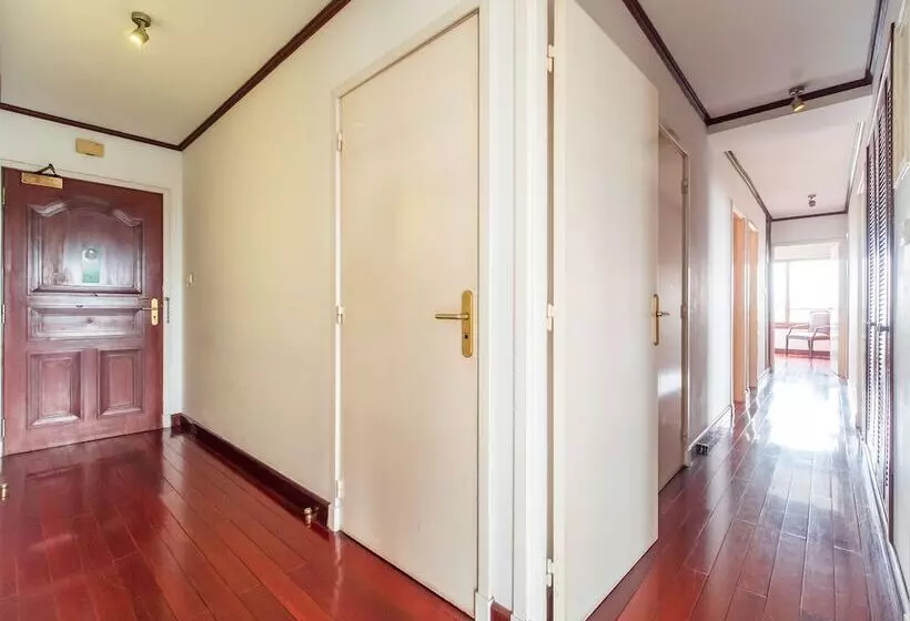 Huoneisto 3 Makuuhuonetta, Saigon Domaine Luxury Residences