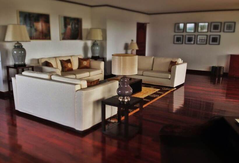 آپارتمان 4 خوابه, Saigon Domaine Luxury Residences