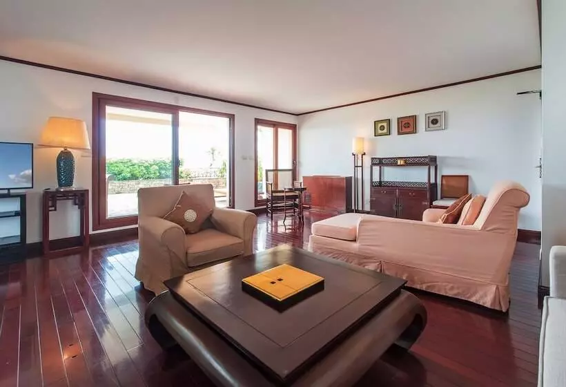 Huoneisto 4 Makuuhuonetta, Saigon Domaine Luxury Residences