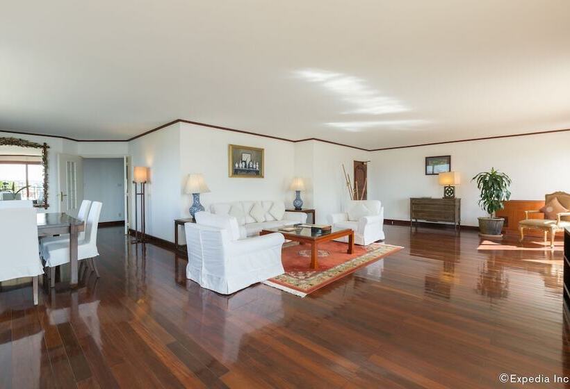 آپارتمان 4 خوابه, Saigon Domaine Luxury Residences