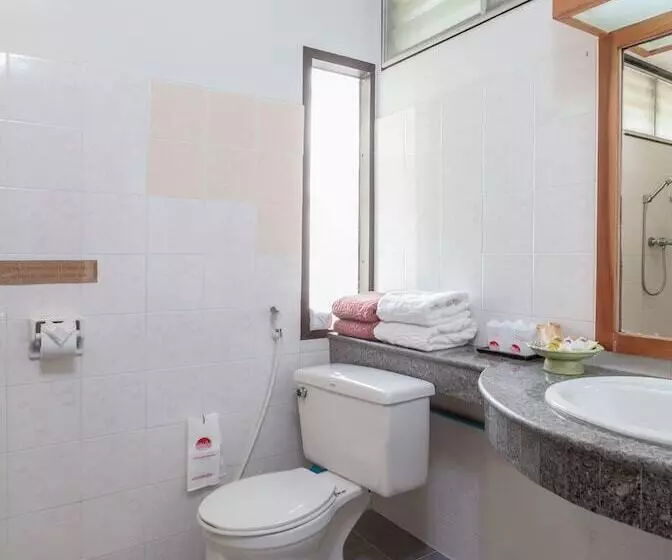 デラックスバンガロー, Sand Sea Resort Railay Beach