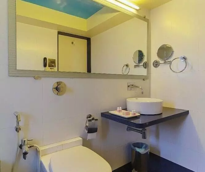 Suite, Silver Inn