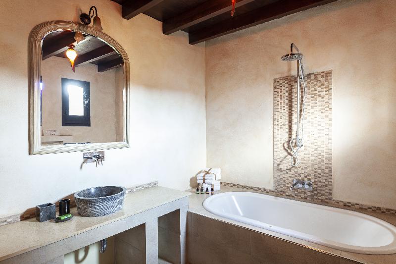 Люкс, Spirit Of The Knights Boutique