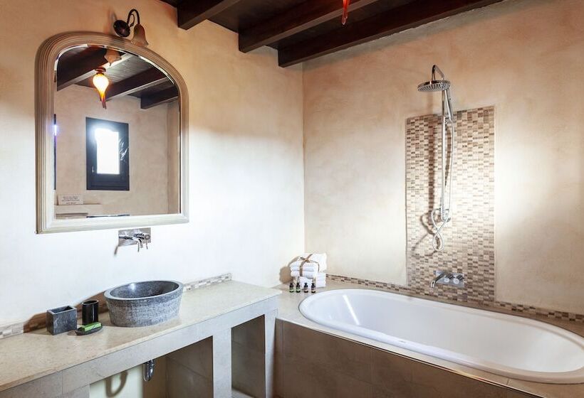 Люкс Мастер, Spirit Of The Knights Boutique