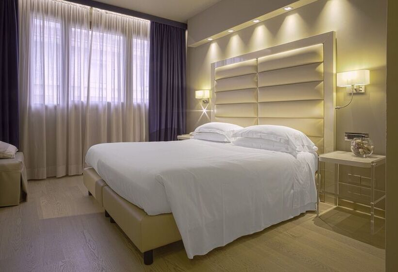 Habitación Familiar, Touring