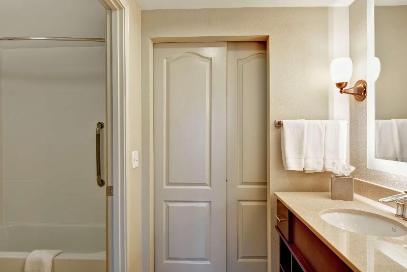 اتاق استاندارد یک نفره, Touring