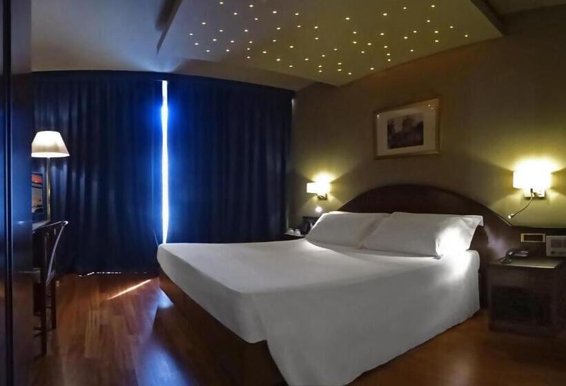 اتاق استاندارد, Touring