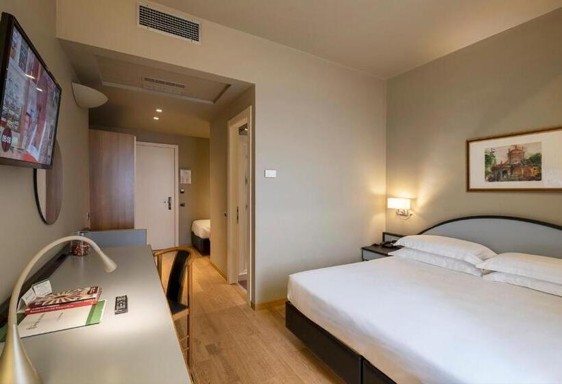 Habitación Estándar, Touring