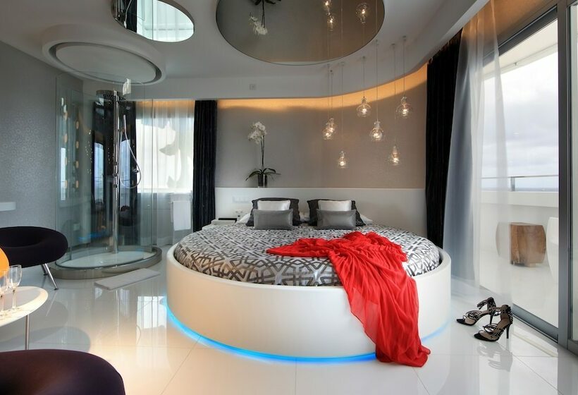 Номер Стандарт, Ushuaïa Ibiza Beach Hotel - Adults Only