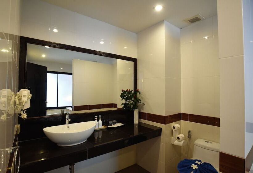 디럭스 룸, Ramada By Wyndham Aonang Krabi